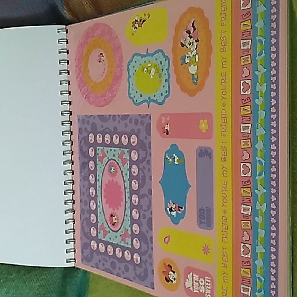 Disney Parks Deluxe Scrapbook Kit- Disney Parks Exclusive 60 Sheets - Picture 10 of 16